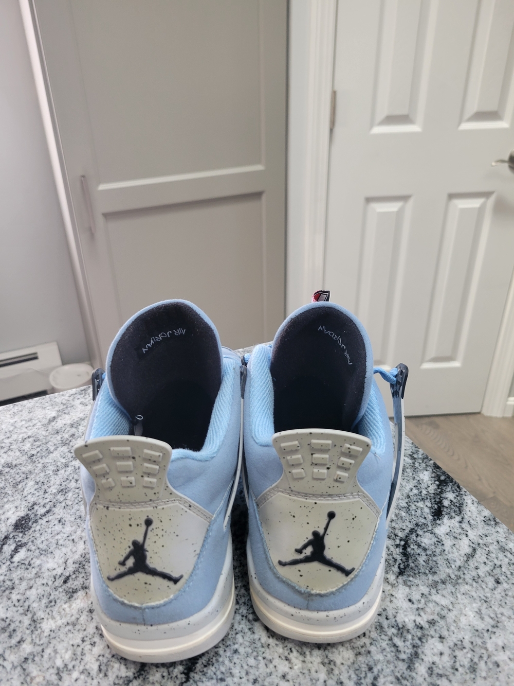 Nike Air Jordan 4 Retro sneakers University Blue sz 11 - Picture 3 of 6